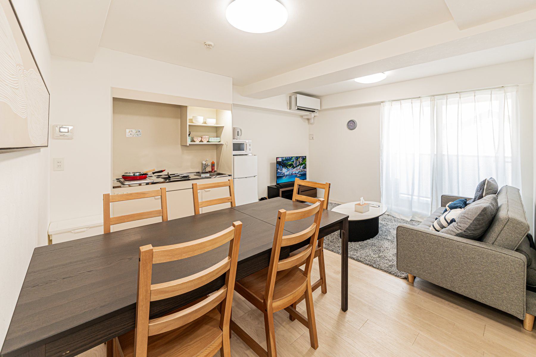Large suite living area